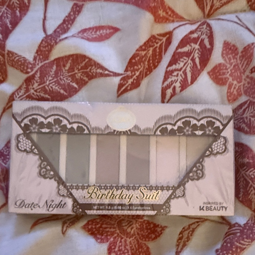 Birthday Suit Eyeshadow Palette - Cream and Gray by K-Beauty